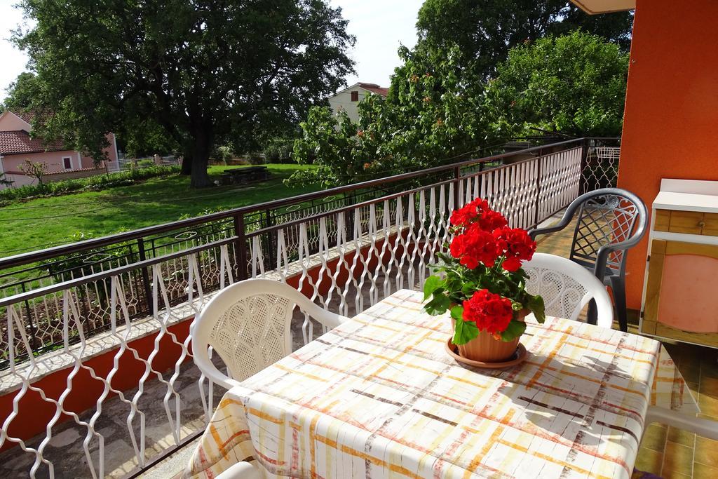 Apartment Parenzana Bibali 65 A 52460-Buje Eksteriør bilde