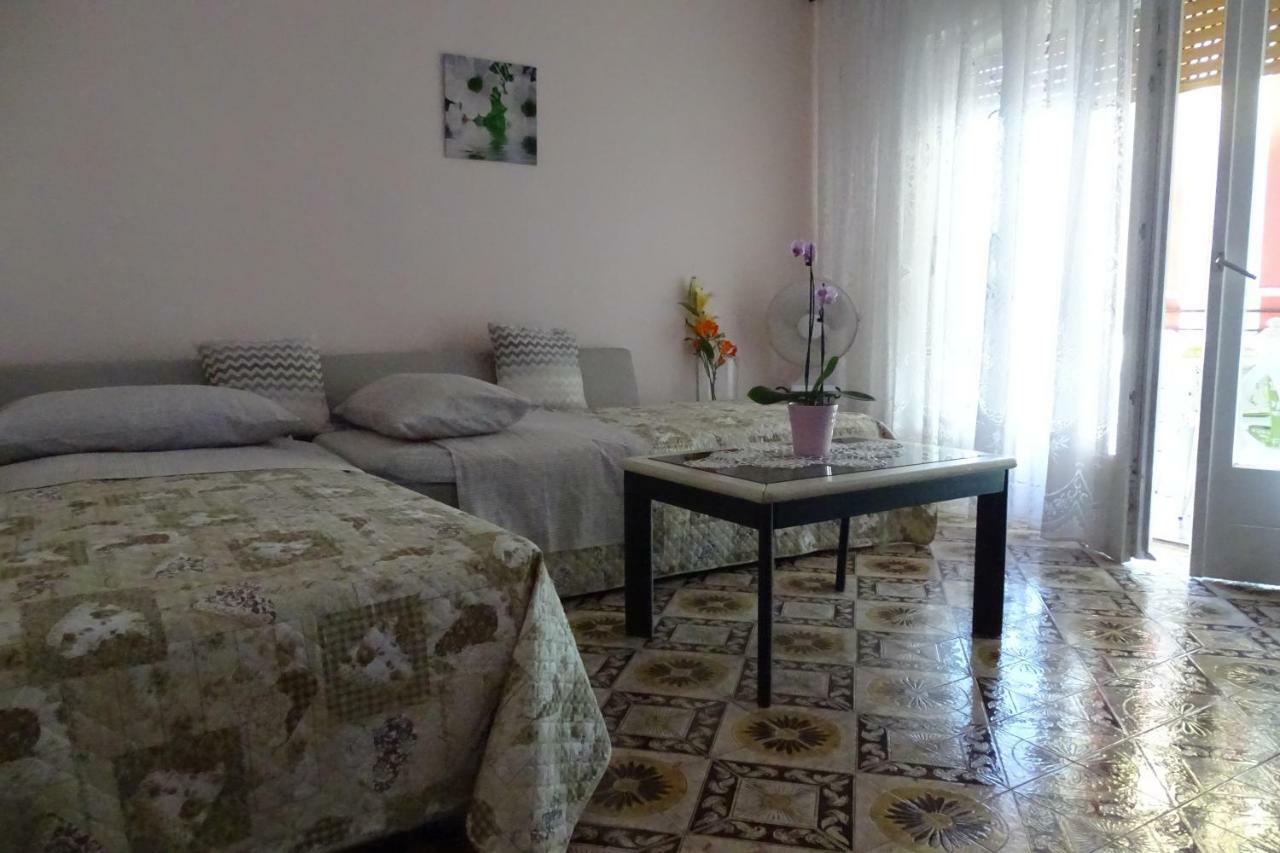 Apartment Parenzana Bibali 65 A 52460-Buje Eksteriør bilde