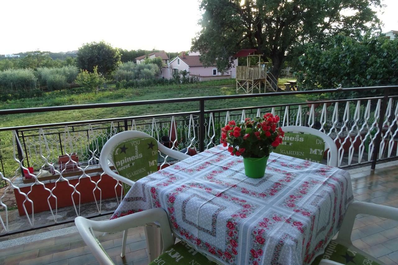 Apartment Parenzana Bibali 65 A 52460-Buje Eksteriør bilde